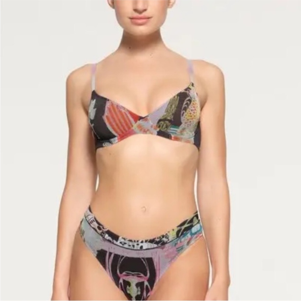 Skims bralette